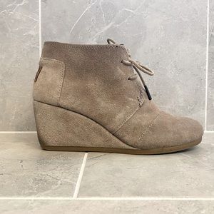 Tom’s Wedge Booties